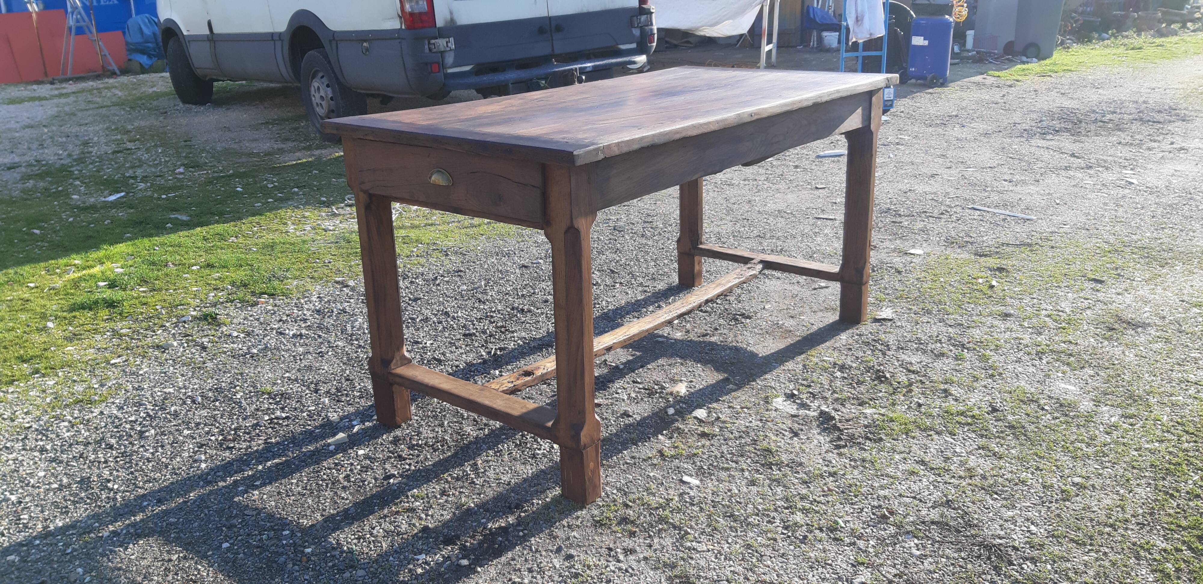 Country farm table xixth in chene, 2 drawers