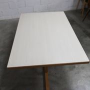 Rare set de 6 tables Baumann 1990, 80x120 et demi lune 120cm