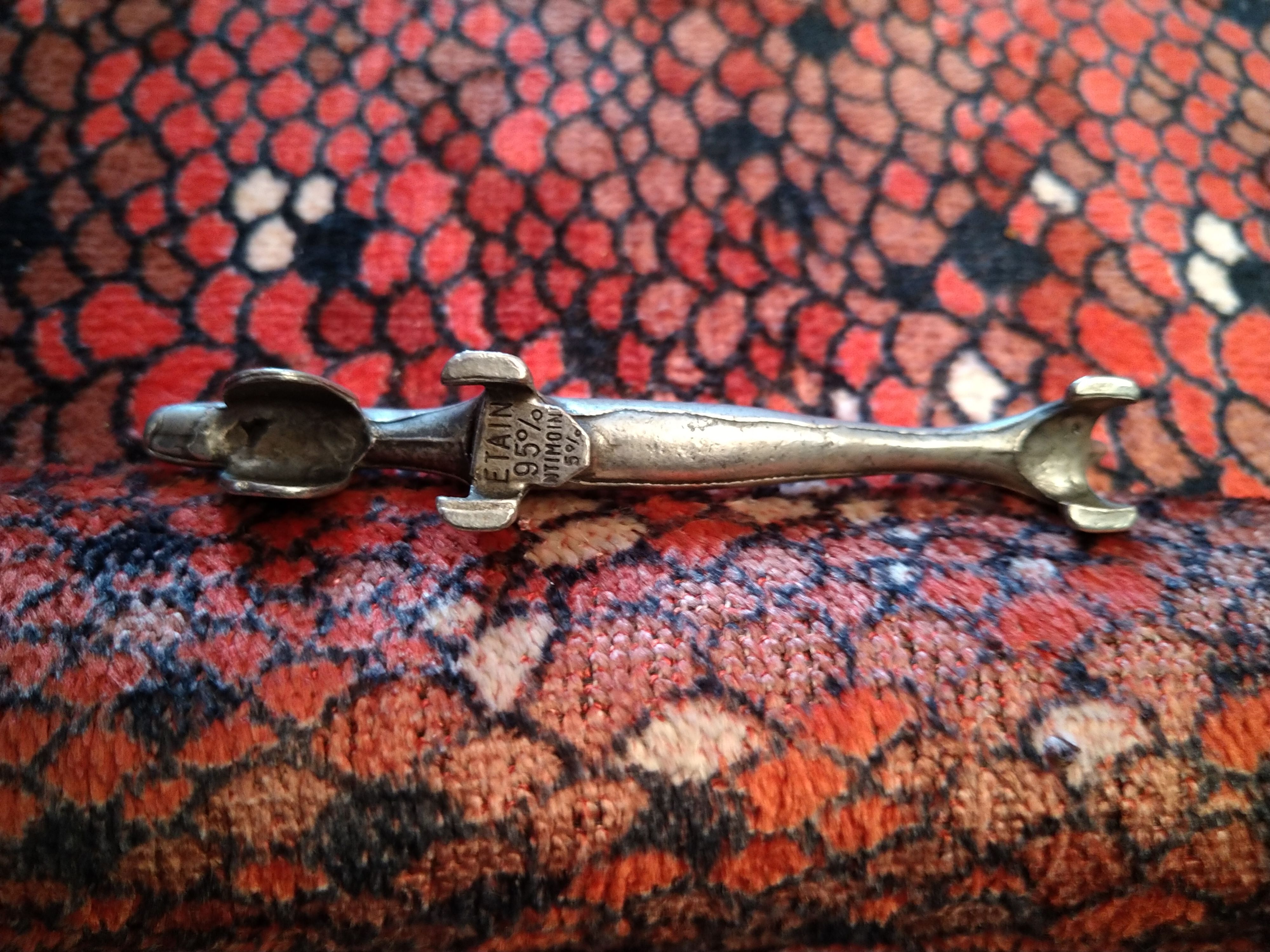 Door art deco knives