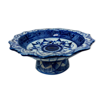 Asian cup in blue and white Chinese porcelain