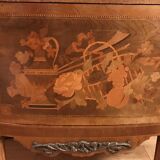 Half-moon chest of drawers
