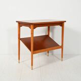 Scandinavian coffee table with display shelf