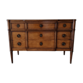 Commode de style Louis XVI