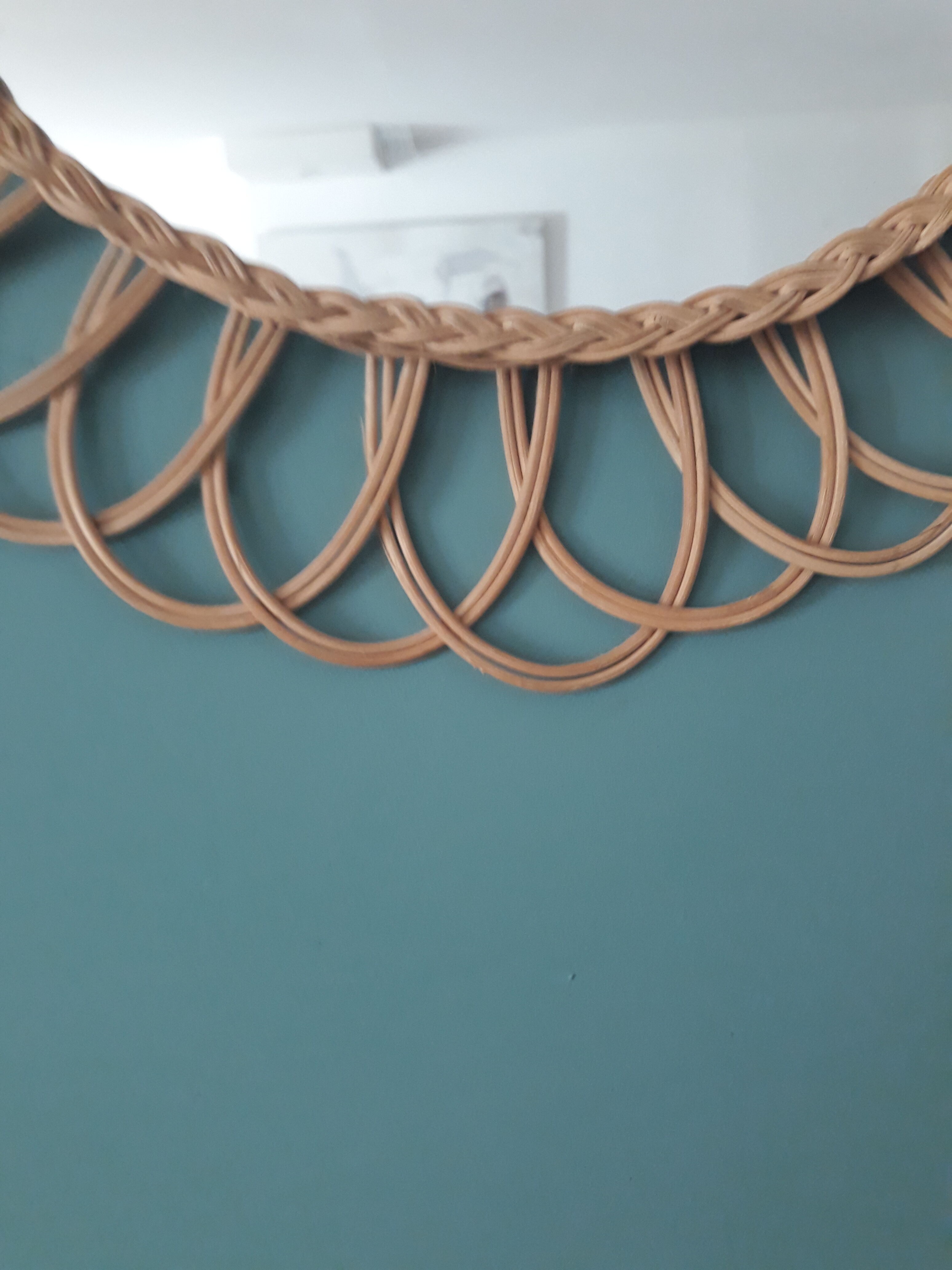 Vintage rattan mirror 46x46cm