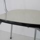 Chaise en formica vert menthe