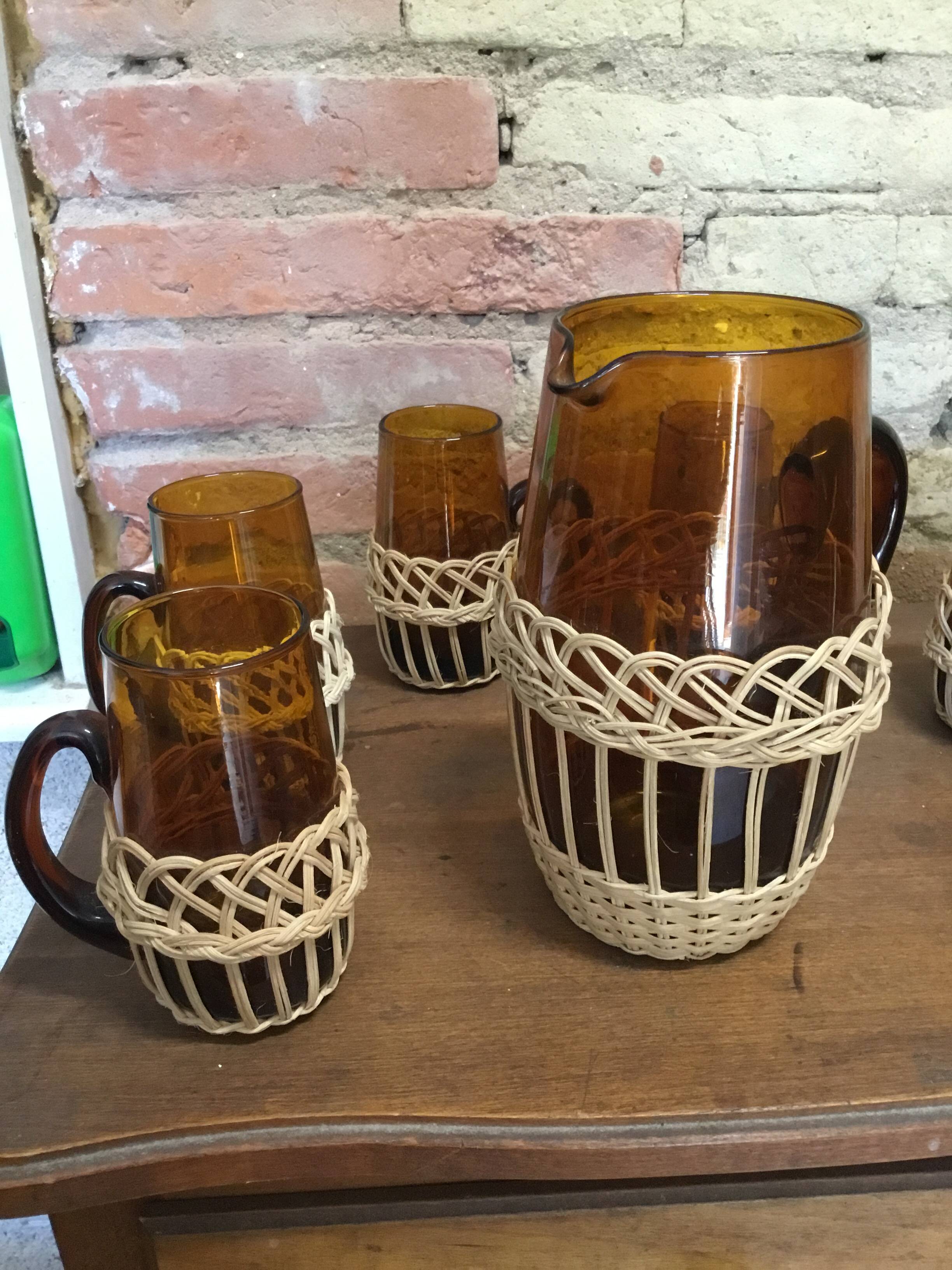 Service a orangeade verre marron et osier