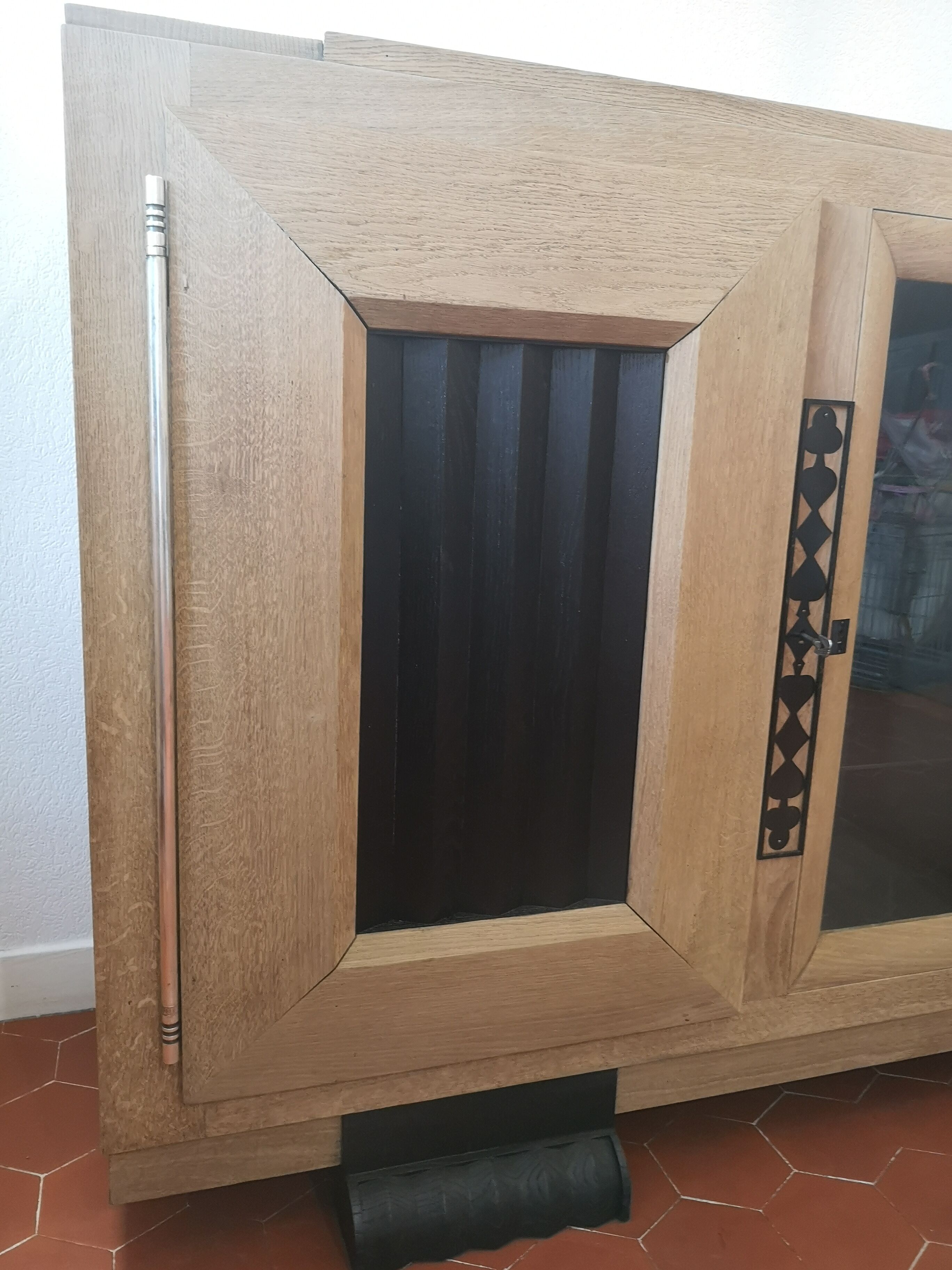 Enfilade 3 doors sandblasted oak and blackened oak year 40