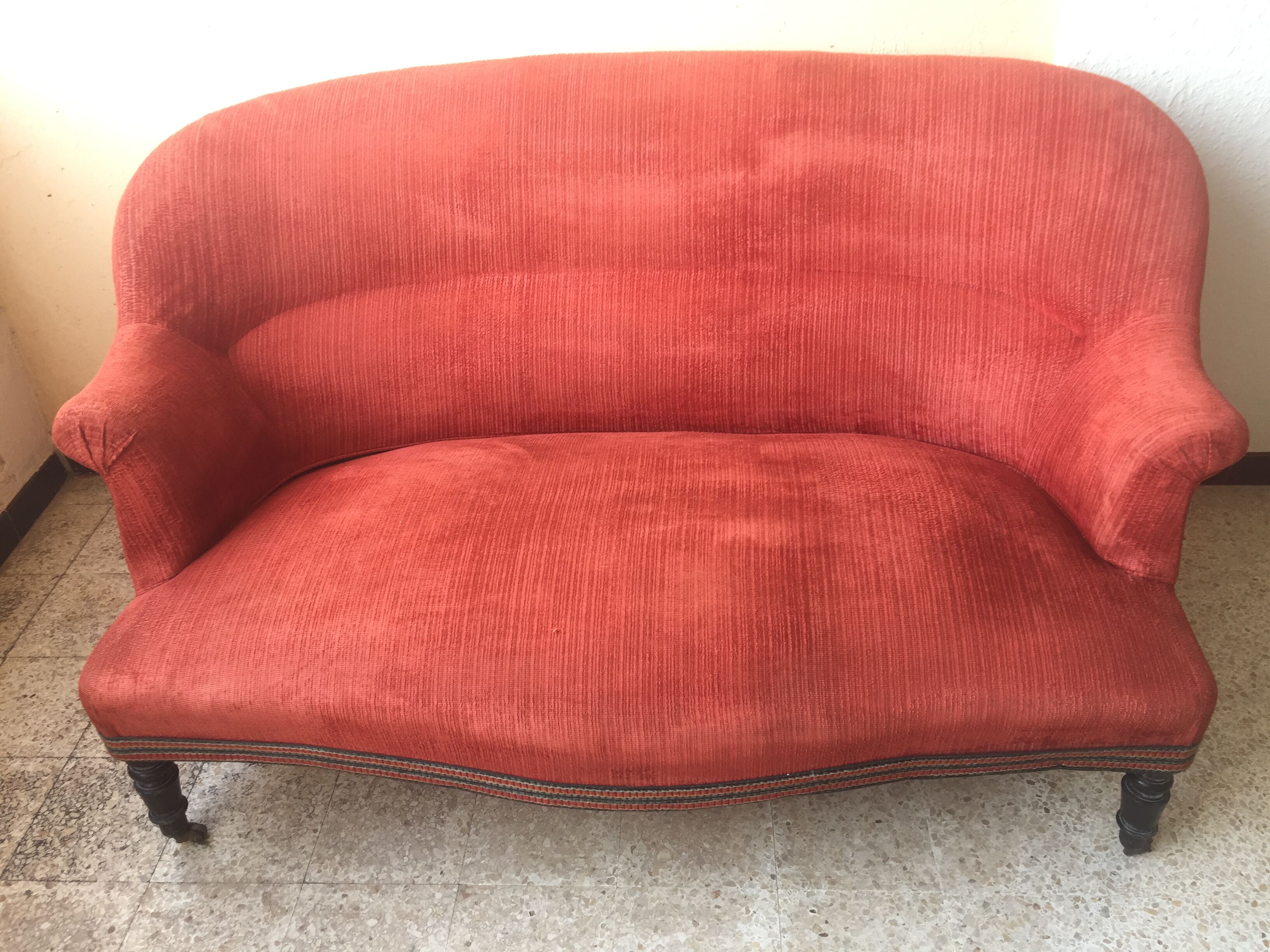 Antique toad sofa in brick velvet
