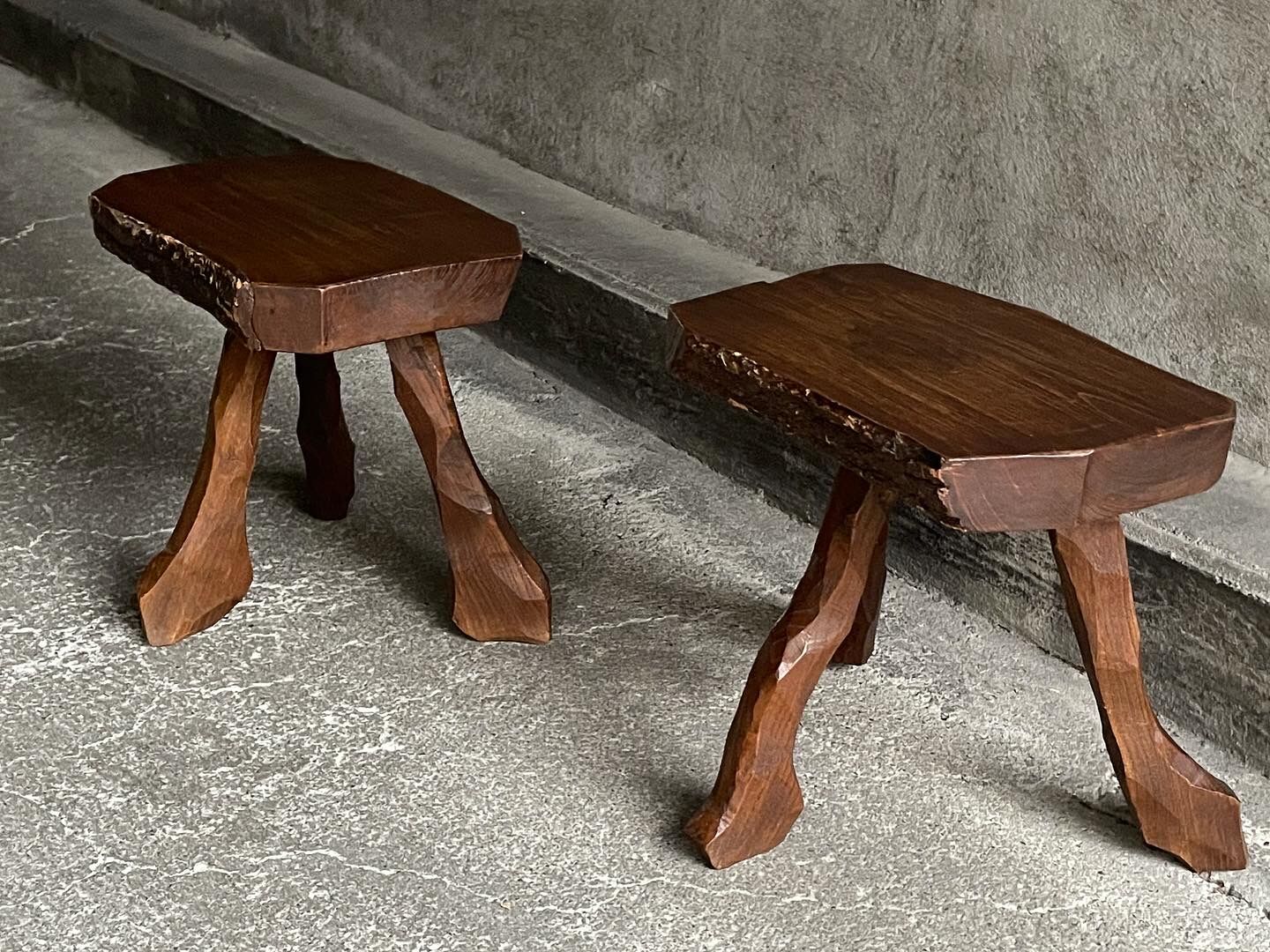 Pair of tripod stools in solid oak, France 1940s