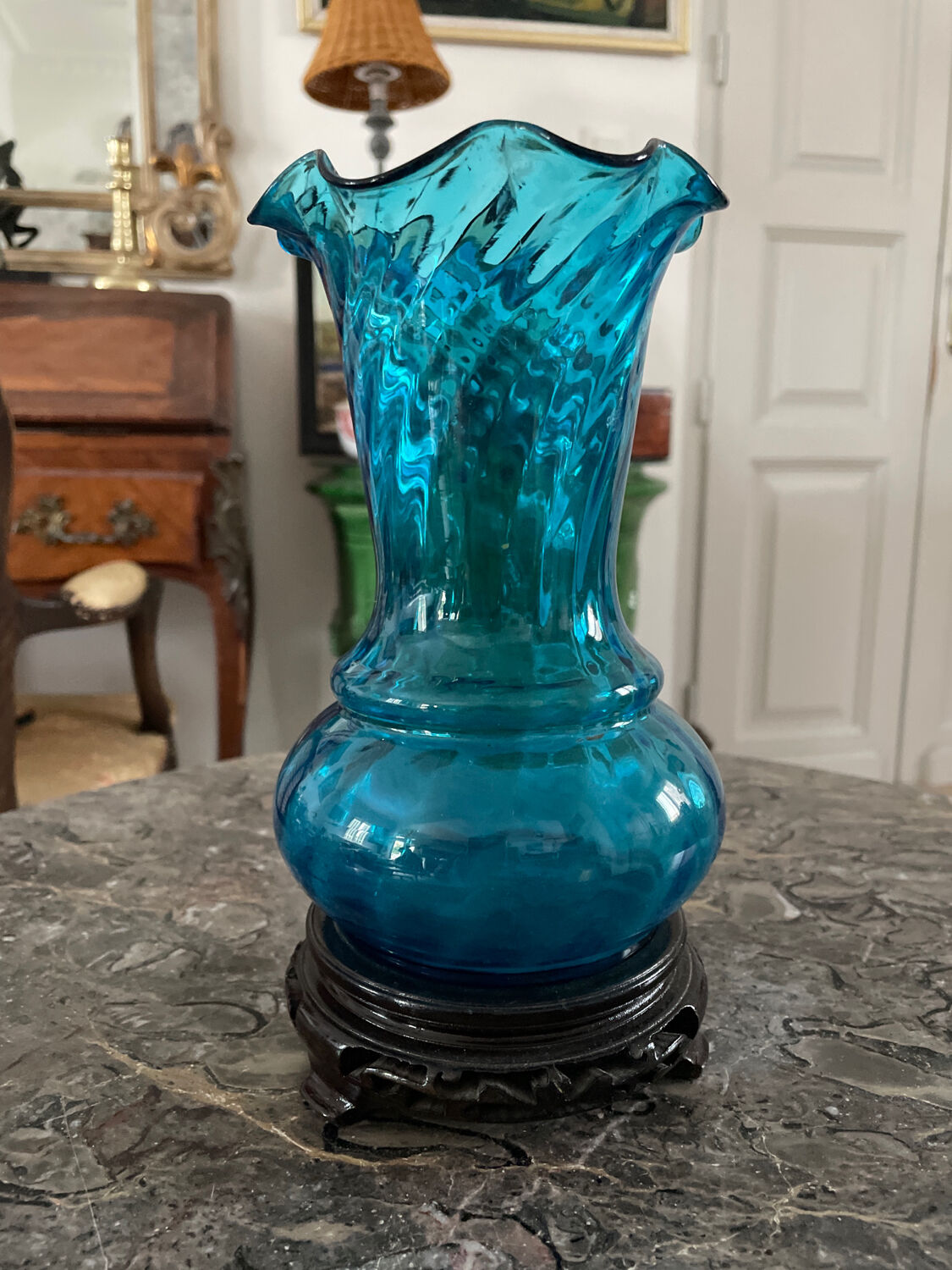 Vase en cristal bleu Georges Sand XIXeme siècle