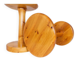 Pair of modern minimalist Scandinavian stools in pine, Sweden, 1970s.