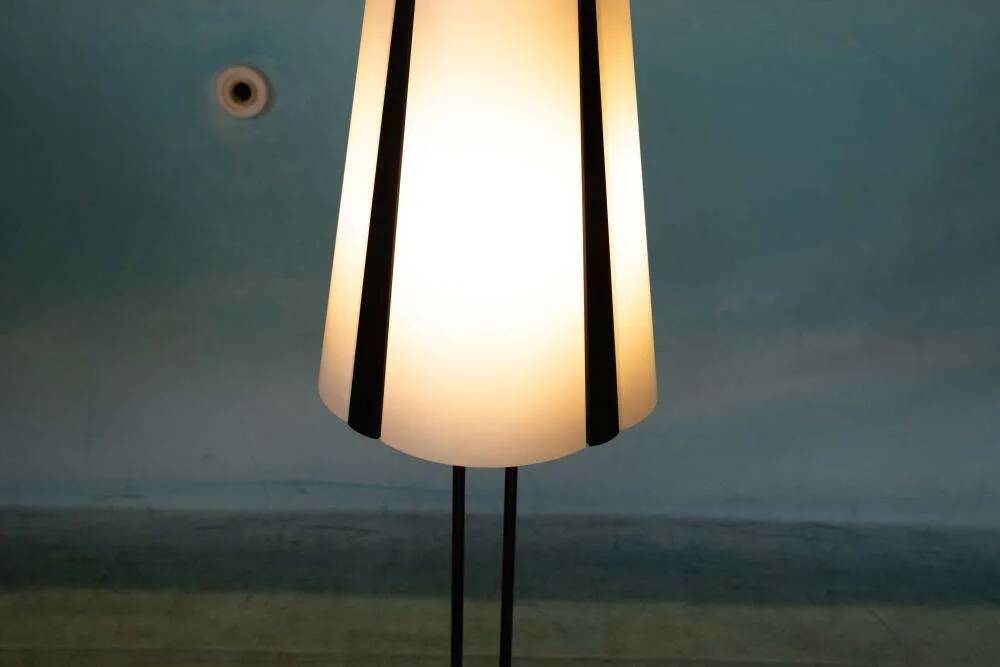 1980s IKEA floor lamp, Memphis Vistofta large floor lamp.