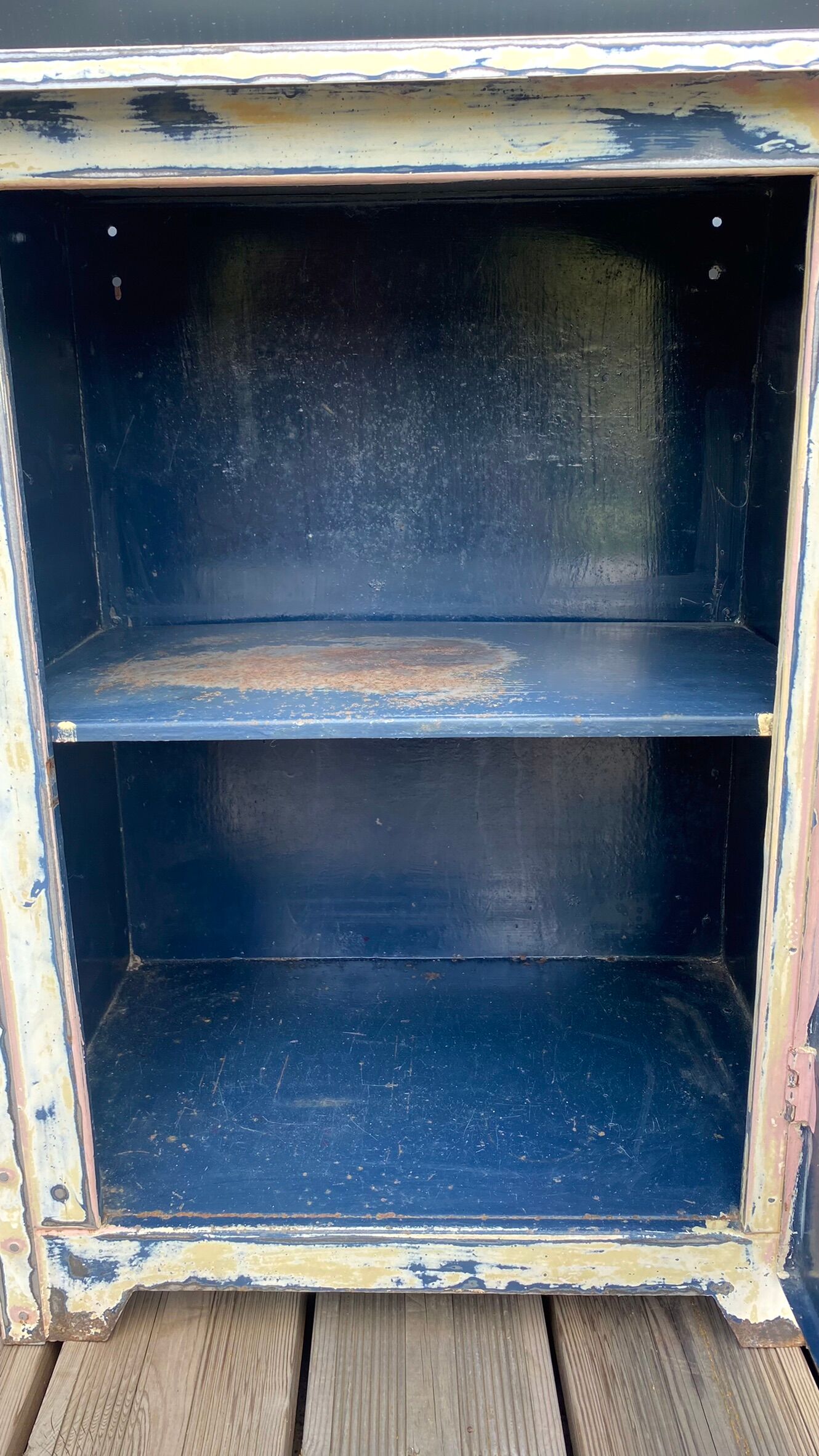 Metal workshop furniture