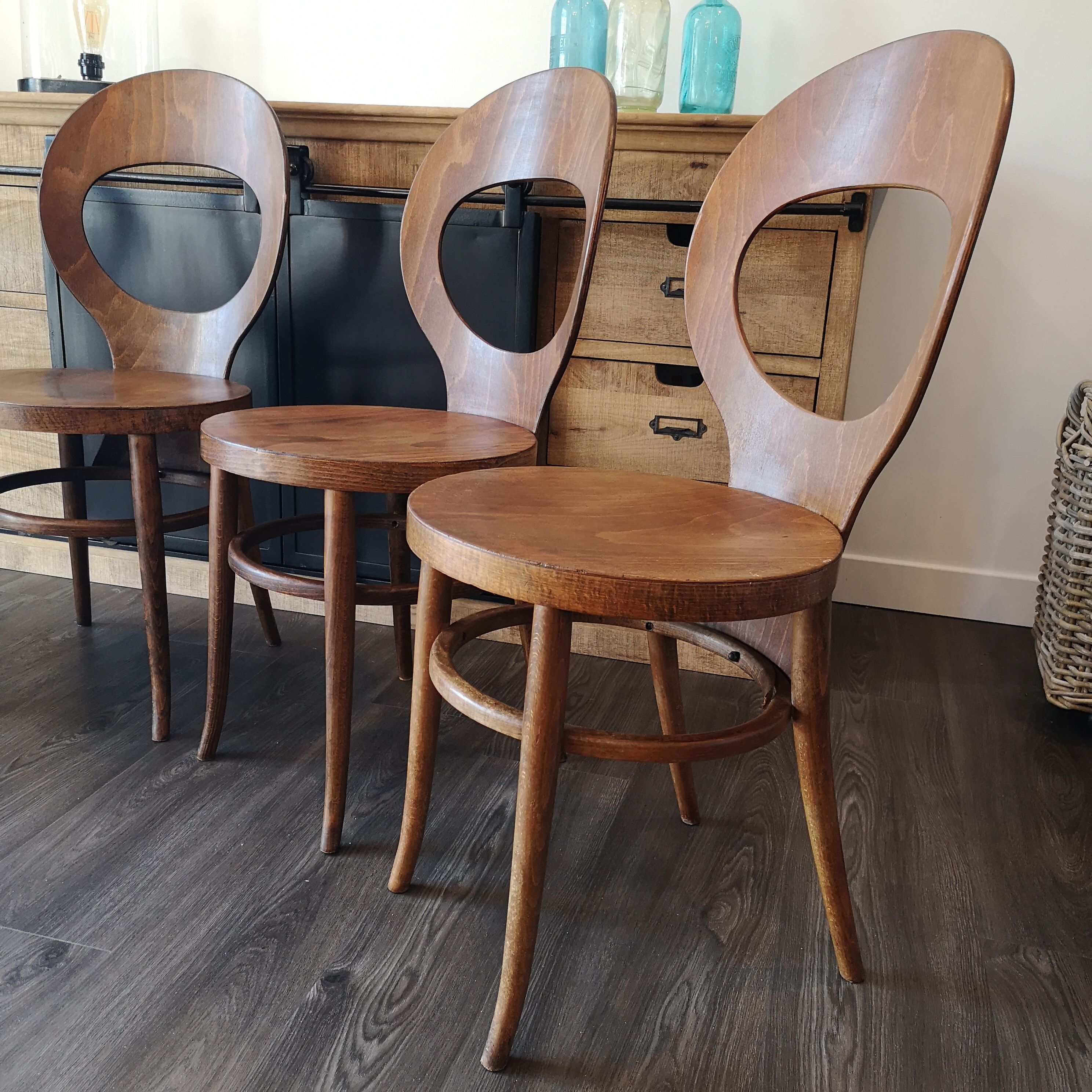 Série de 4 chaises bistrot Baumann mouette
