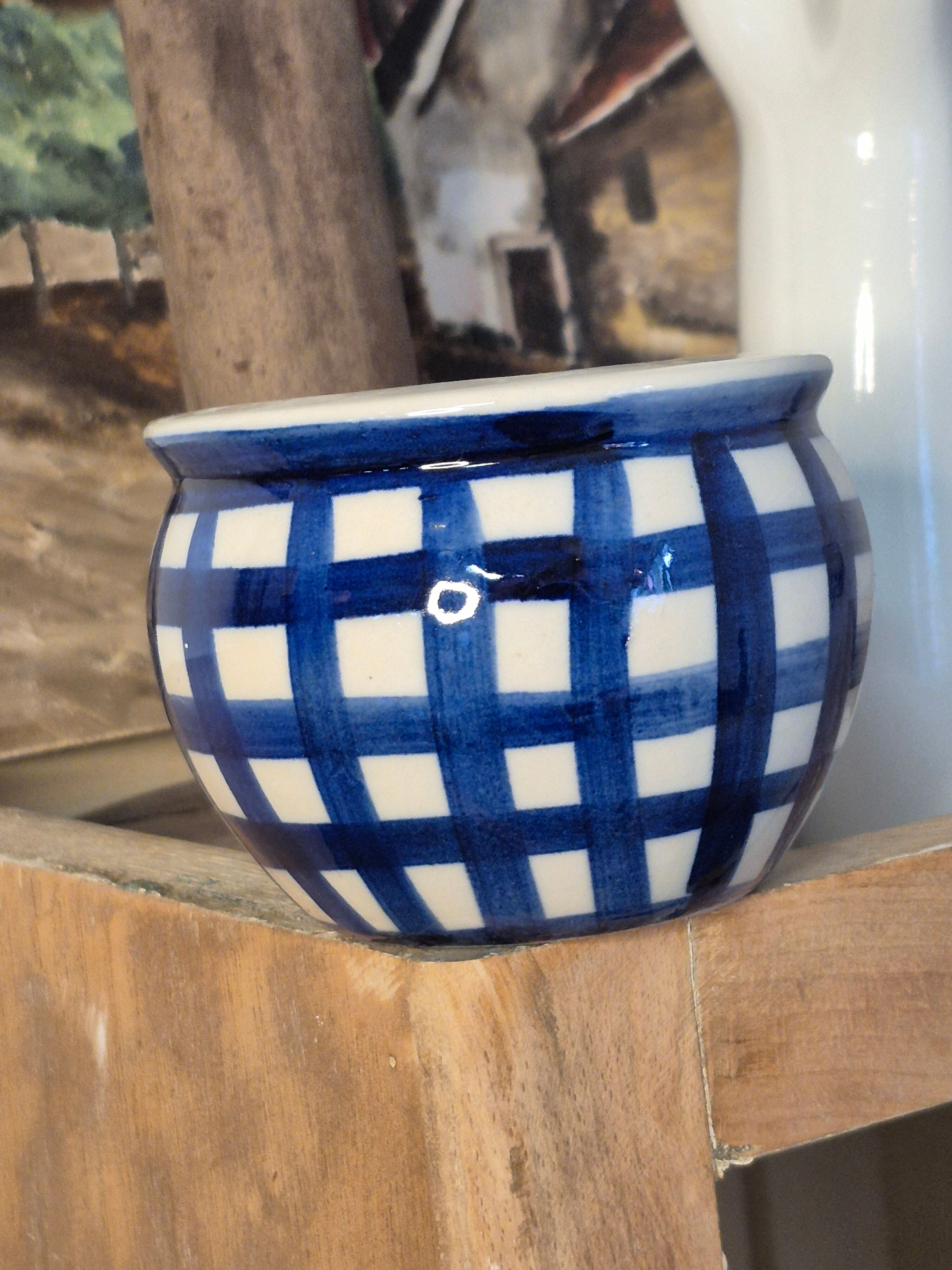 Cache pot or trinket dish