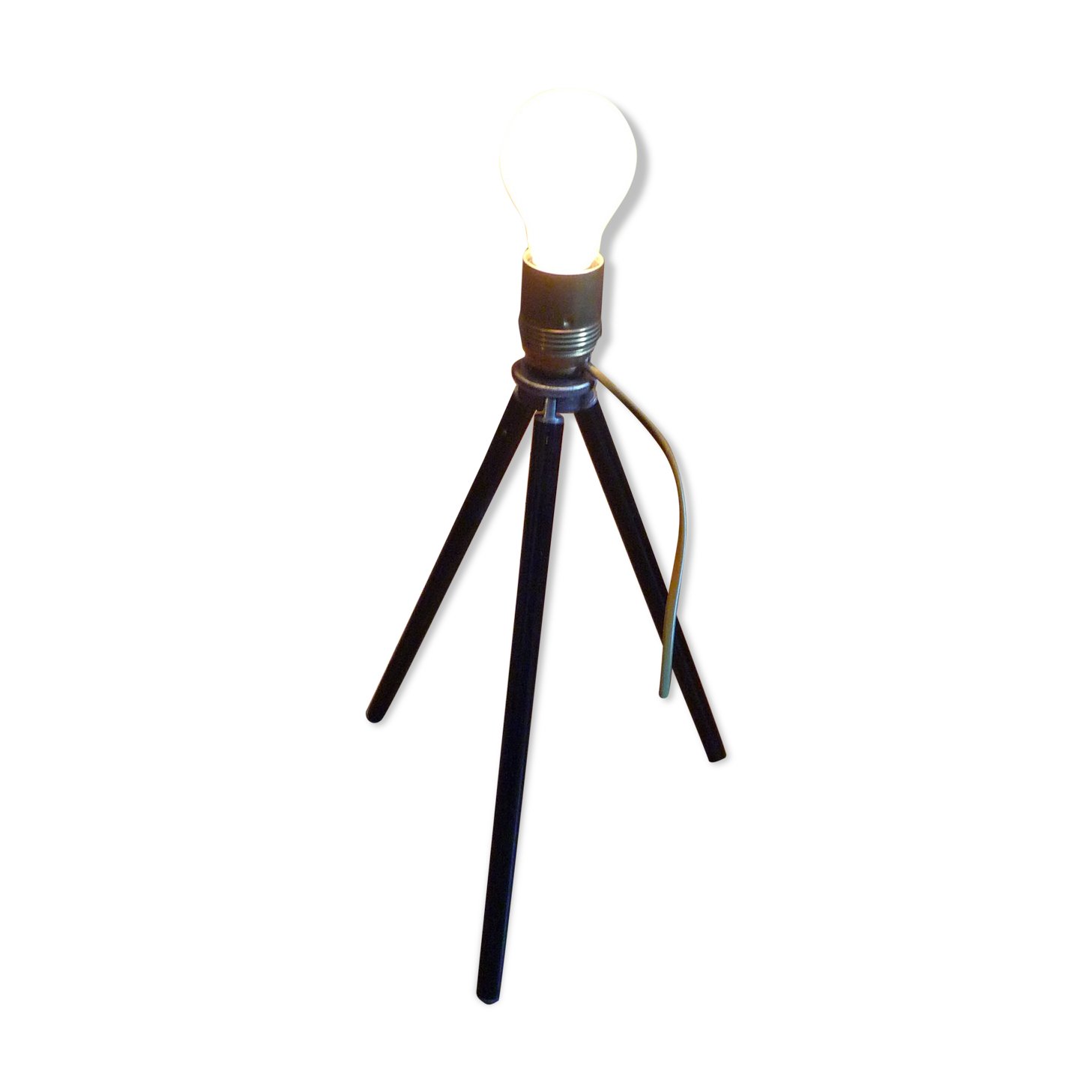 Industrial style tripod lamp, old tripod 1930s