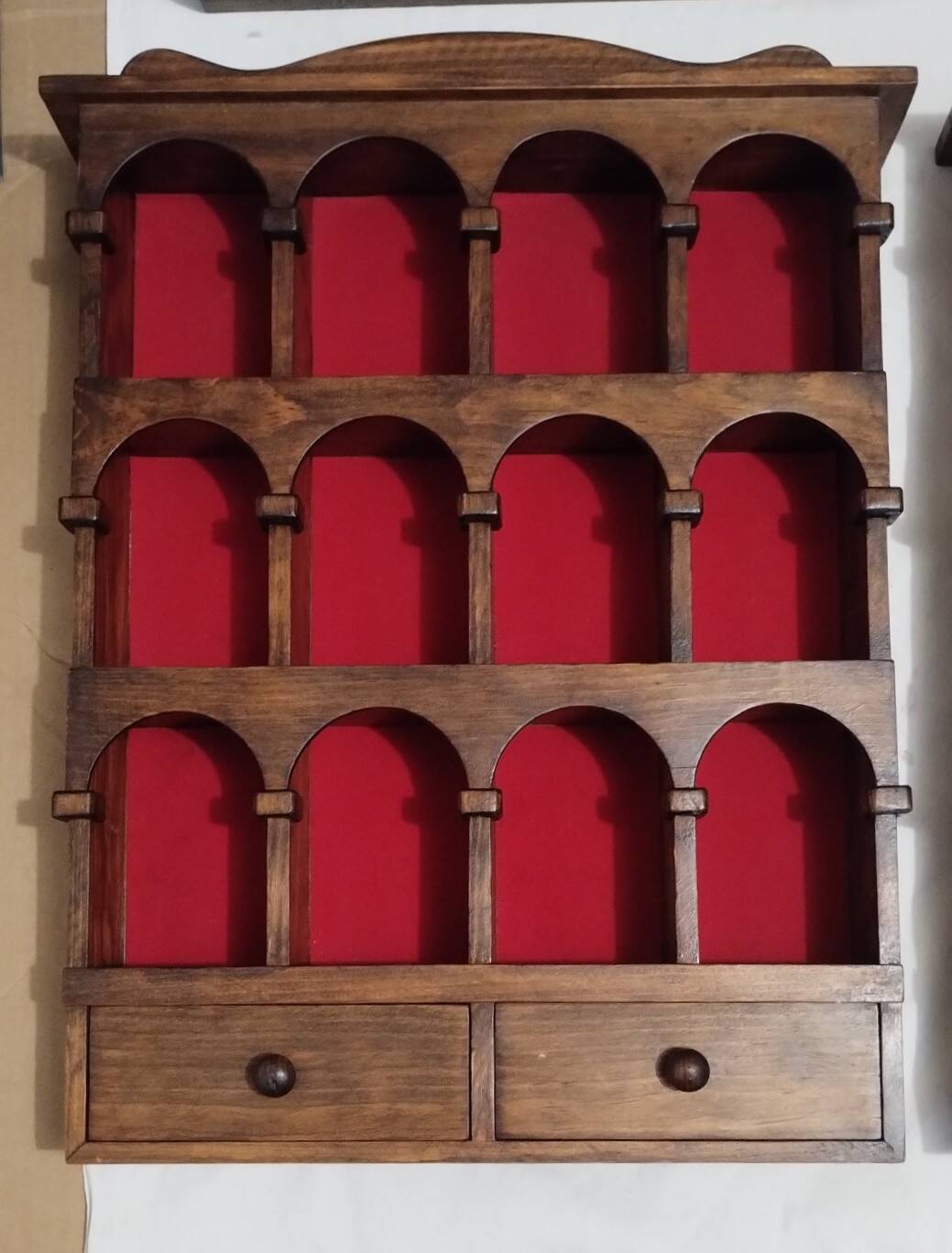 Lot de 4 étagères avec arcades "collection"