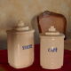 Pots à café et sucre en faïence
