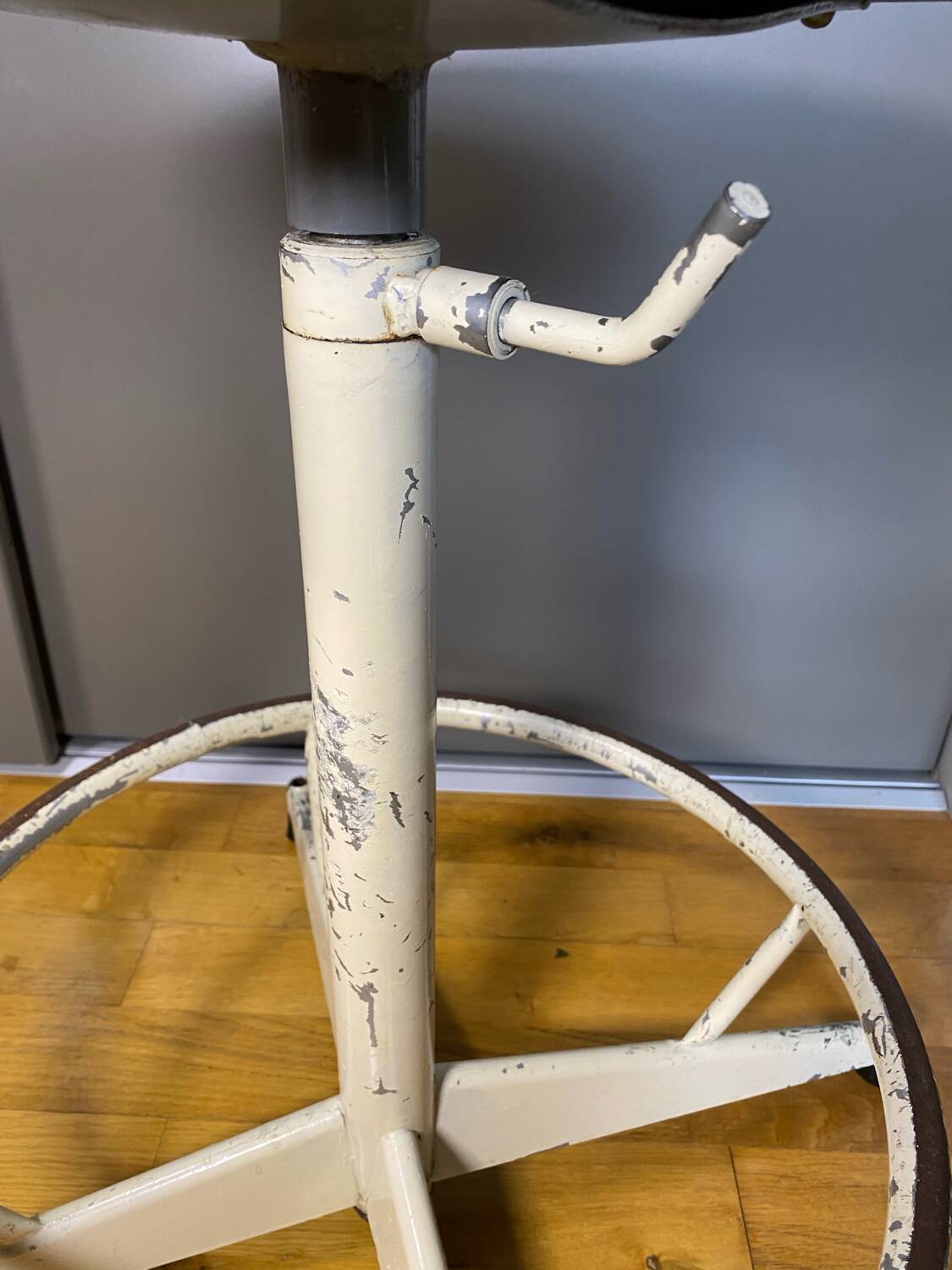 Adjustable workshop stool, vintage industrial stool