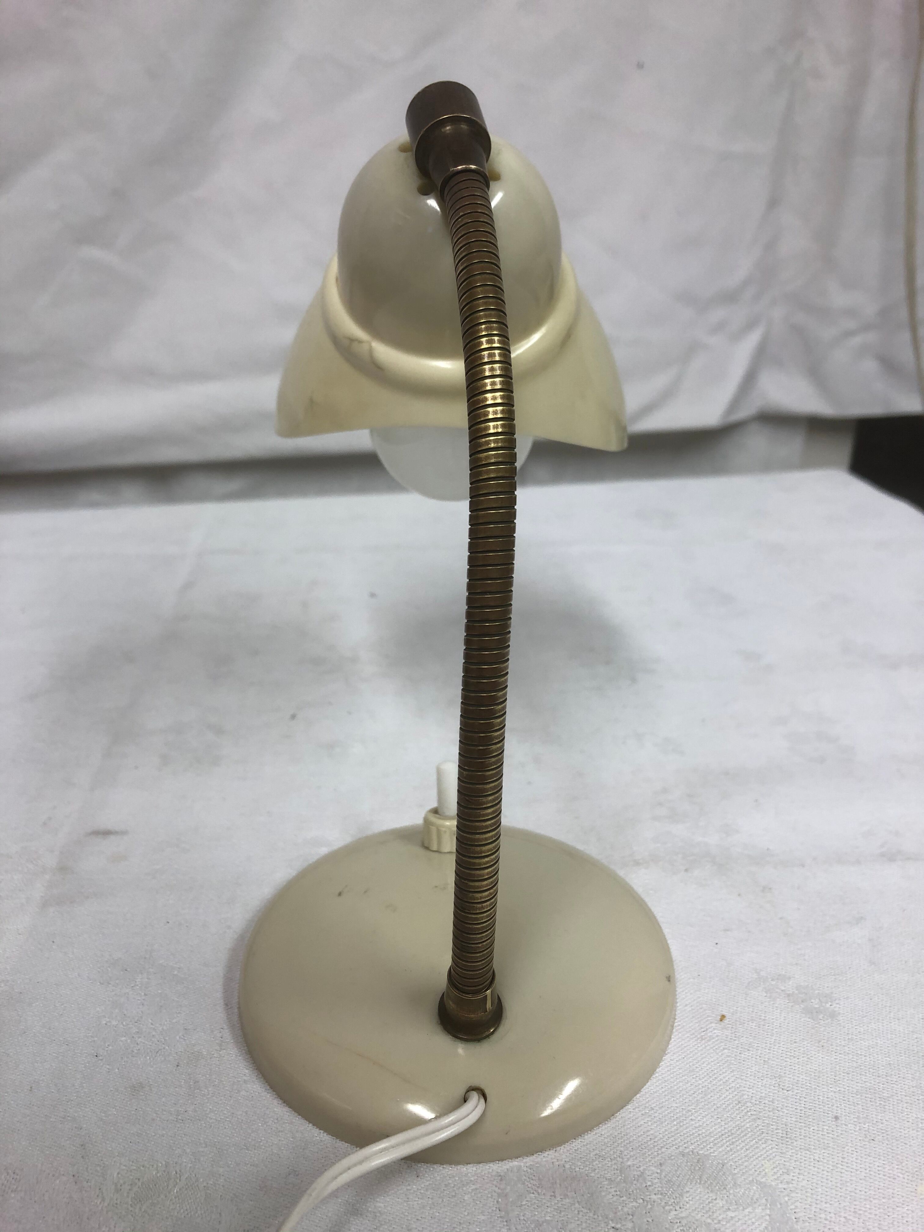 small Bakélite desk lamp 1950