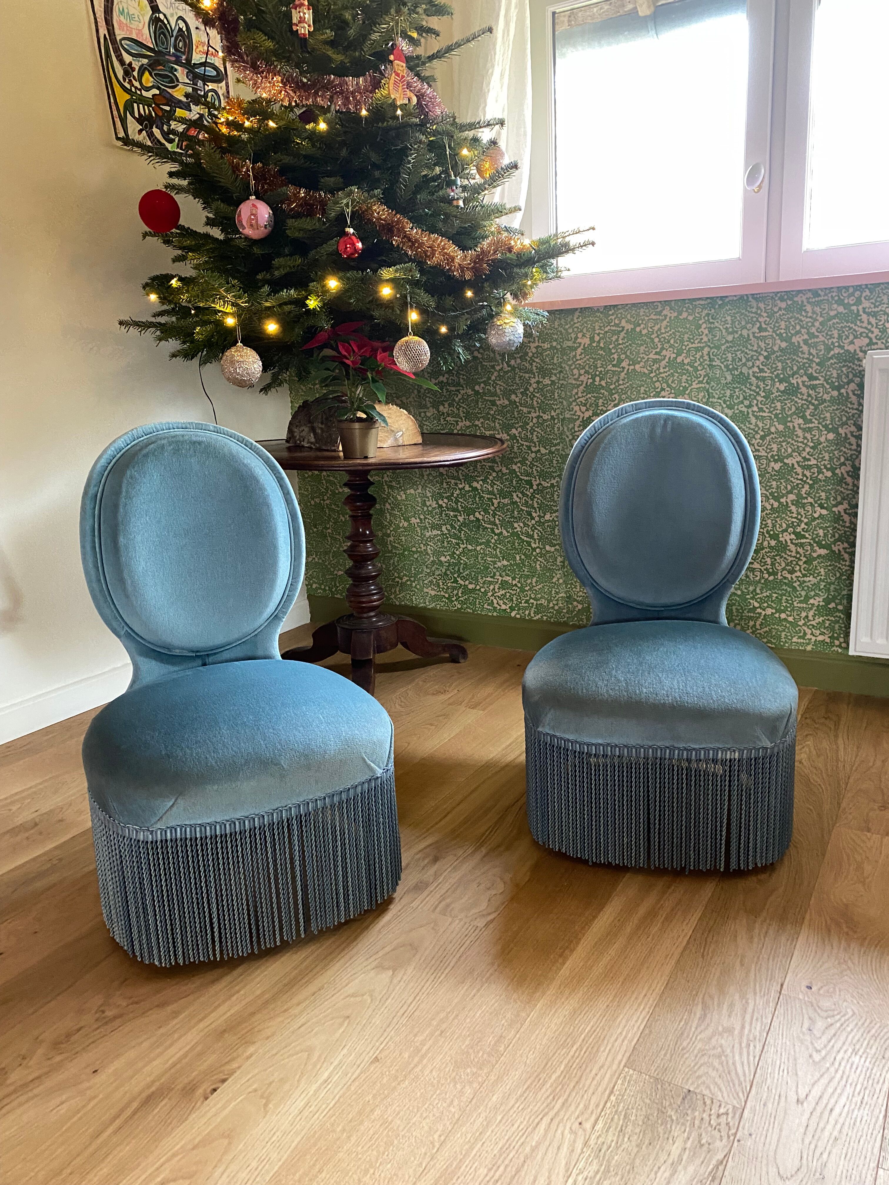 Pair of blue velvet toad armchairs