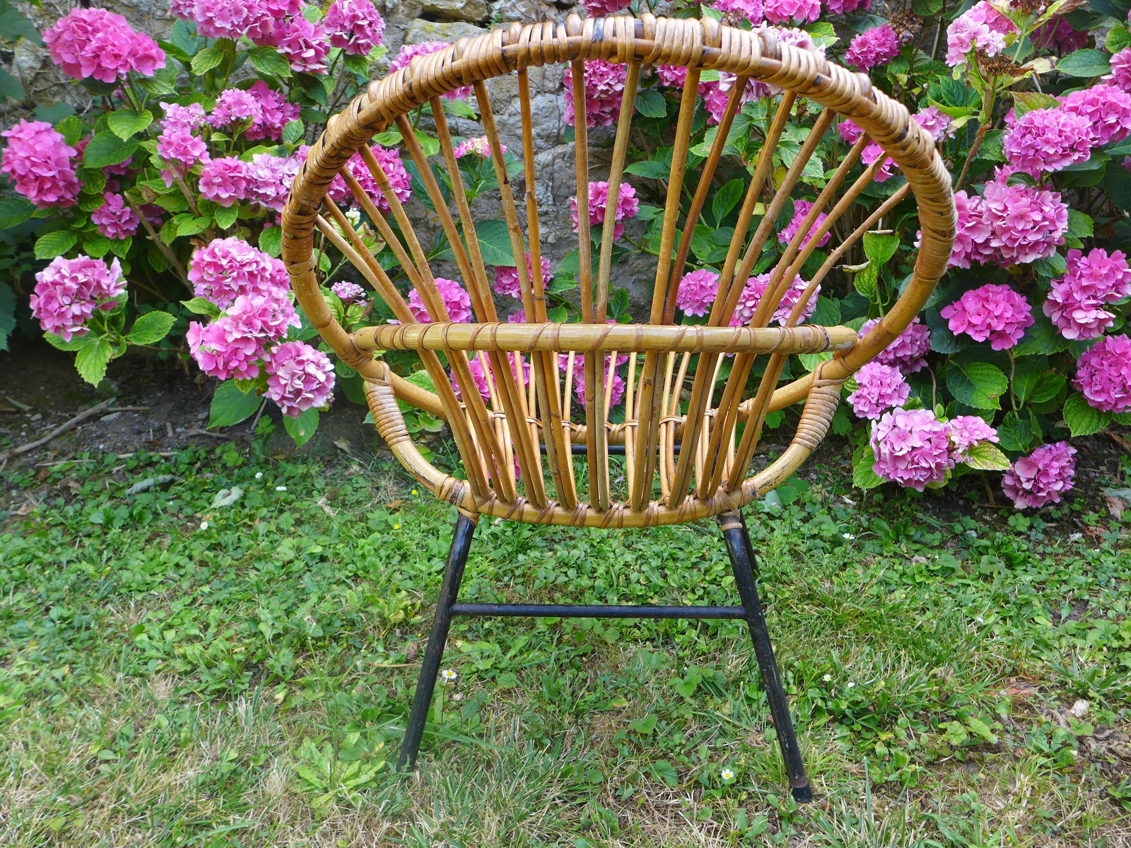 Vintage rattan chair