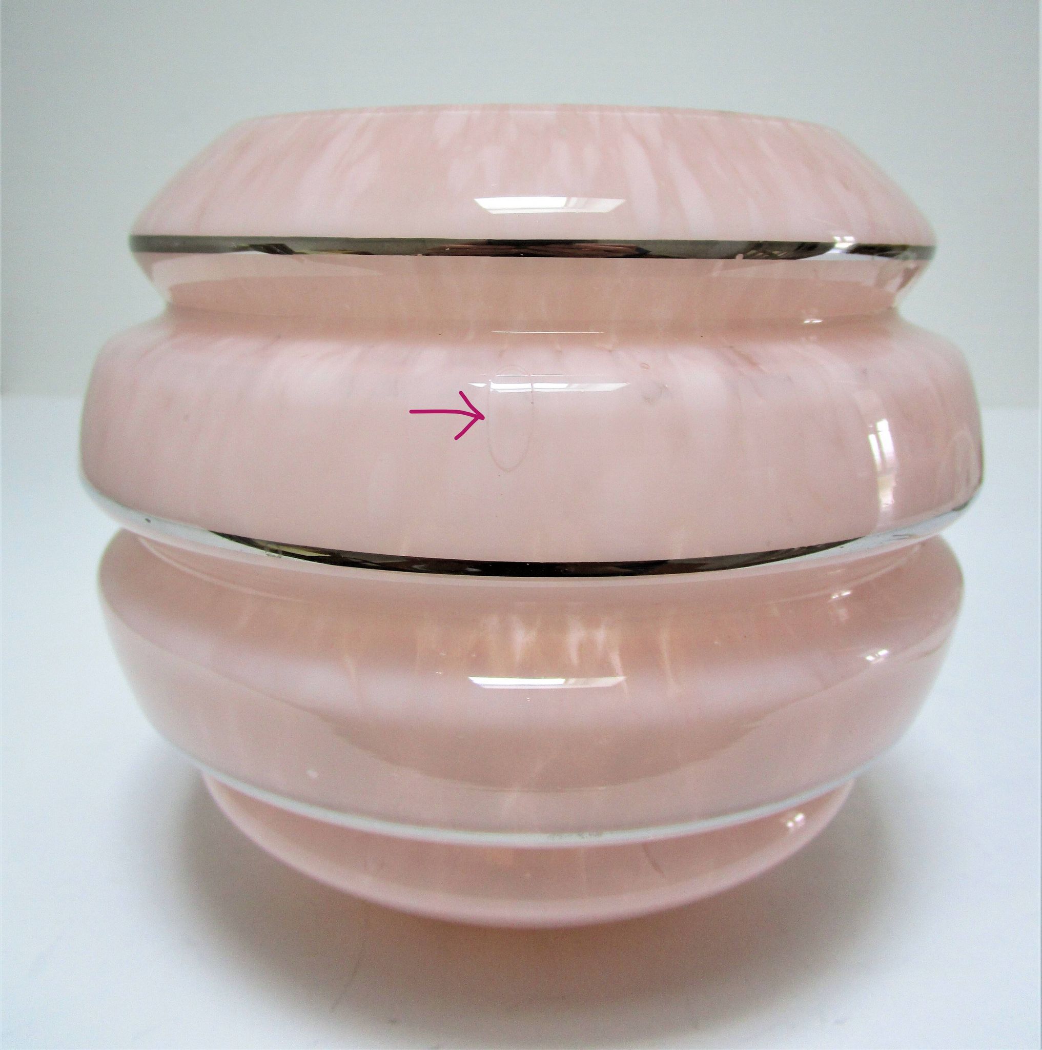 Porcelain porcelain patinated glass of Clichy pink Art Deco