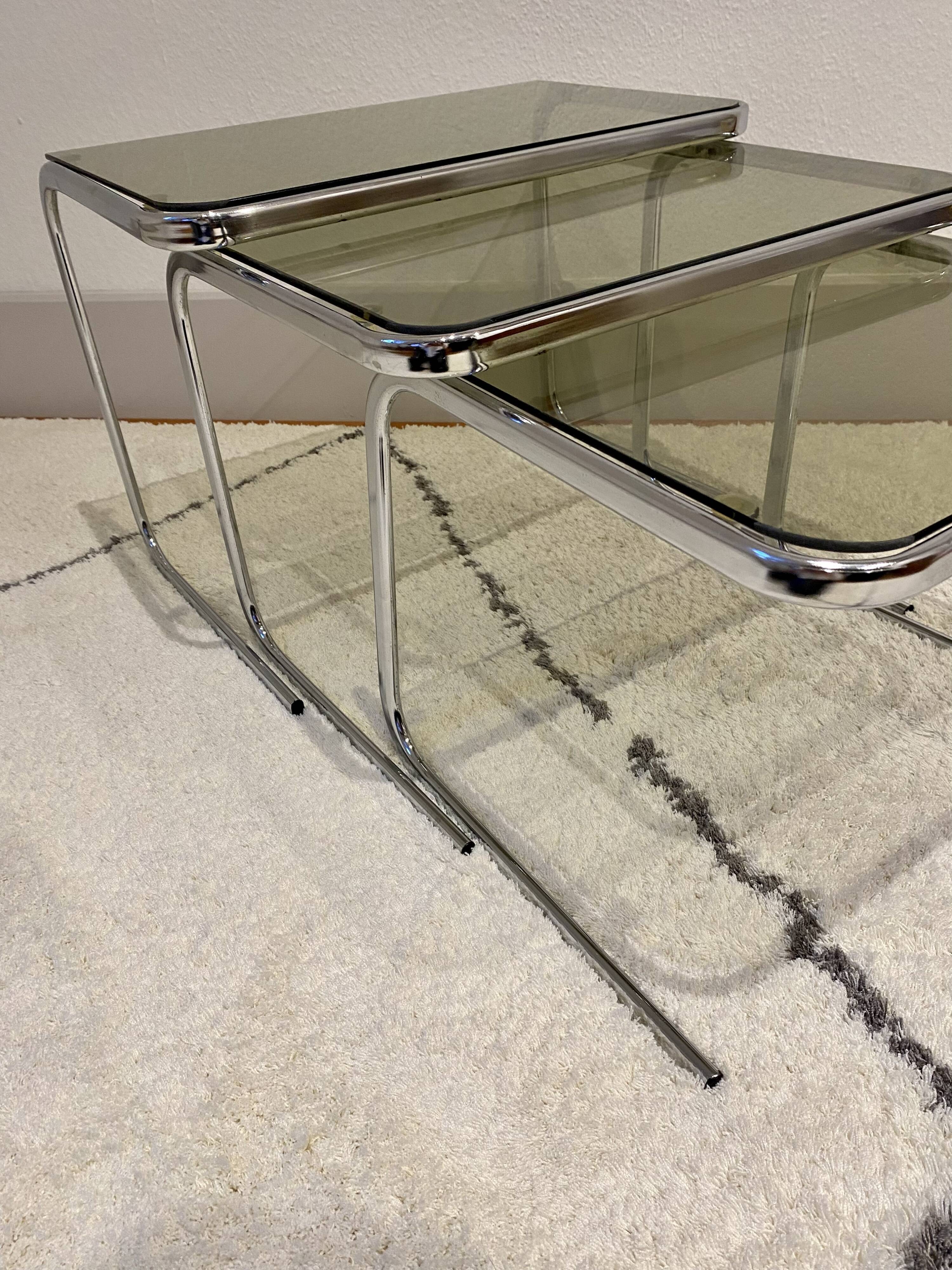 Chrome trundle tables
