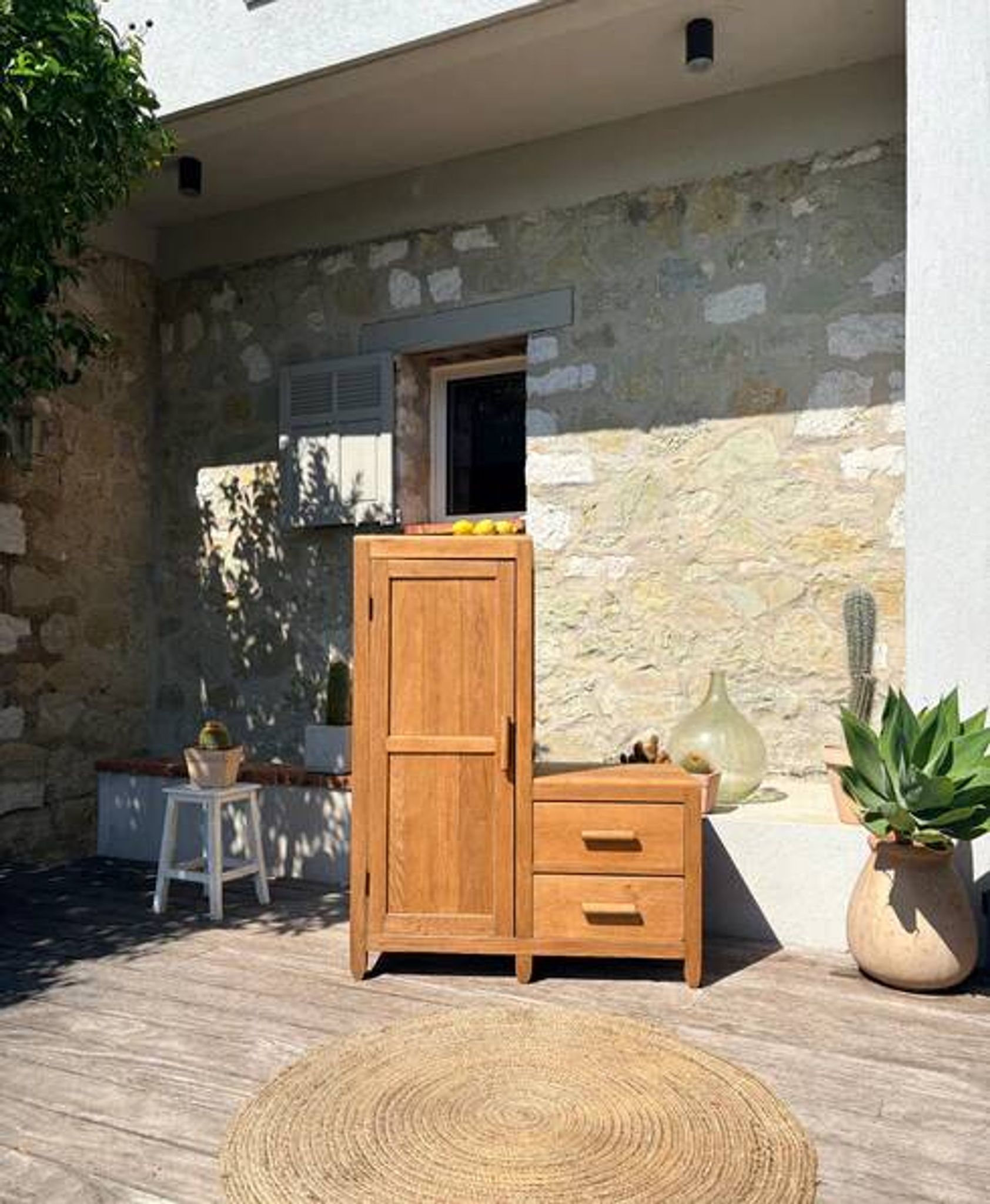 Small asymmetrical wardrobe "Pénélope"