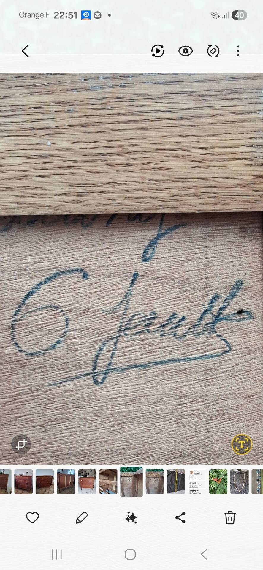 Vintage chest of drawers