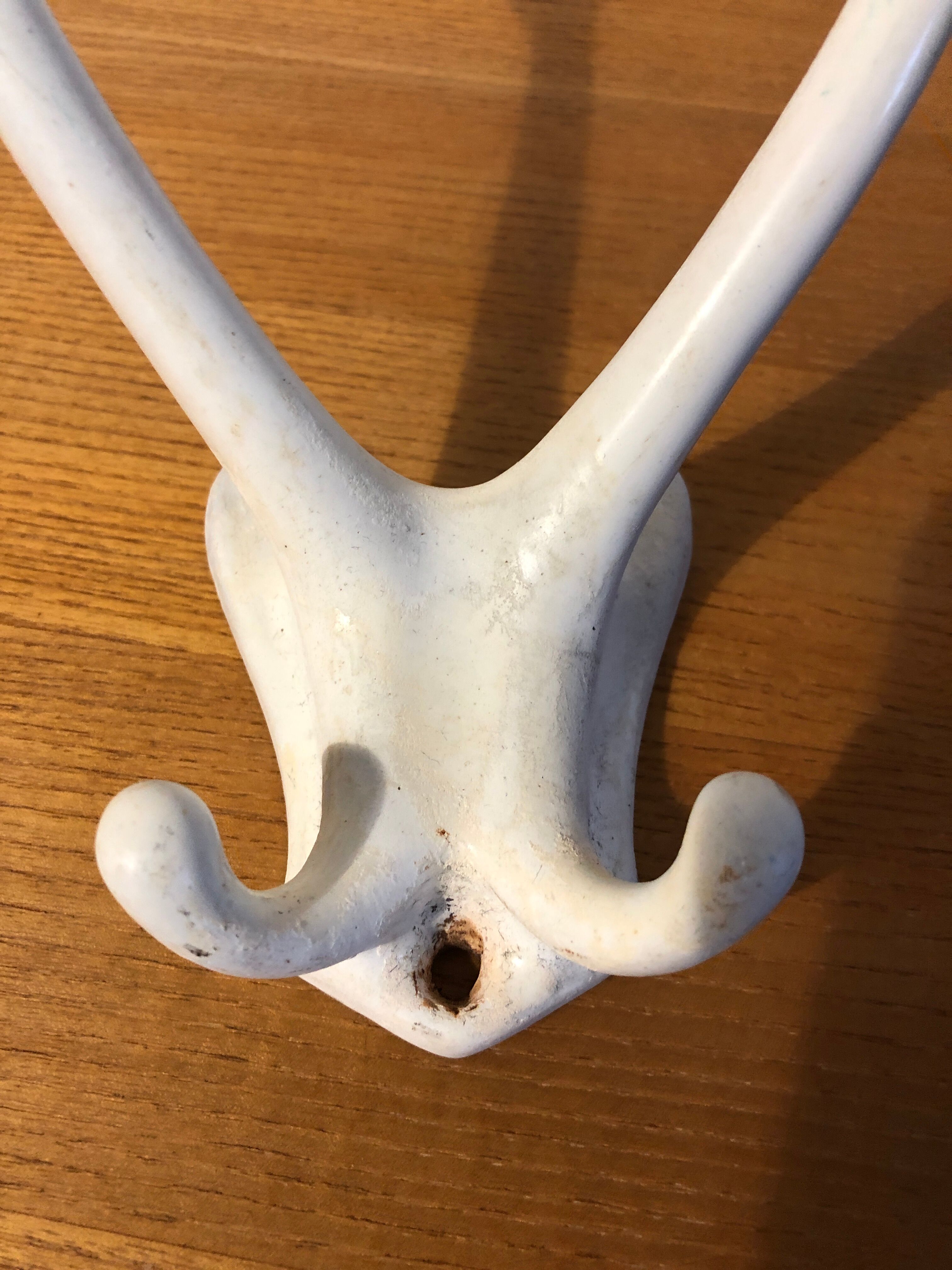 Cast iron hook 4 horns