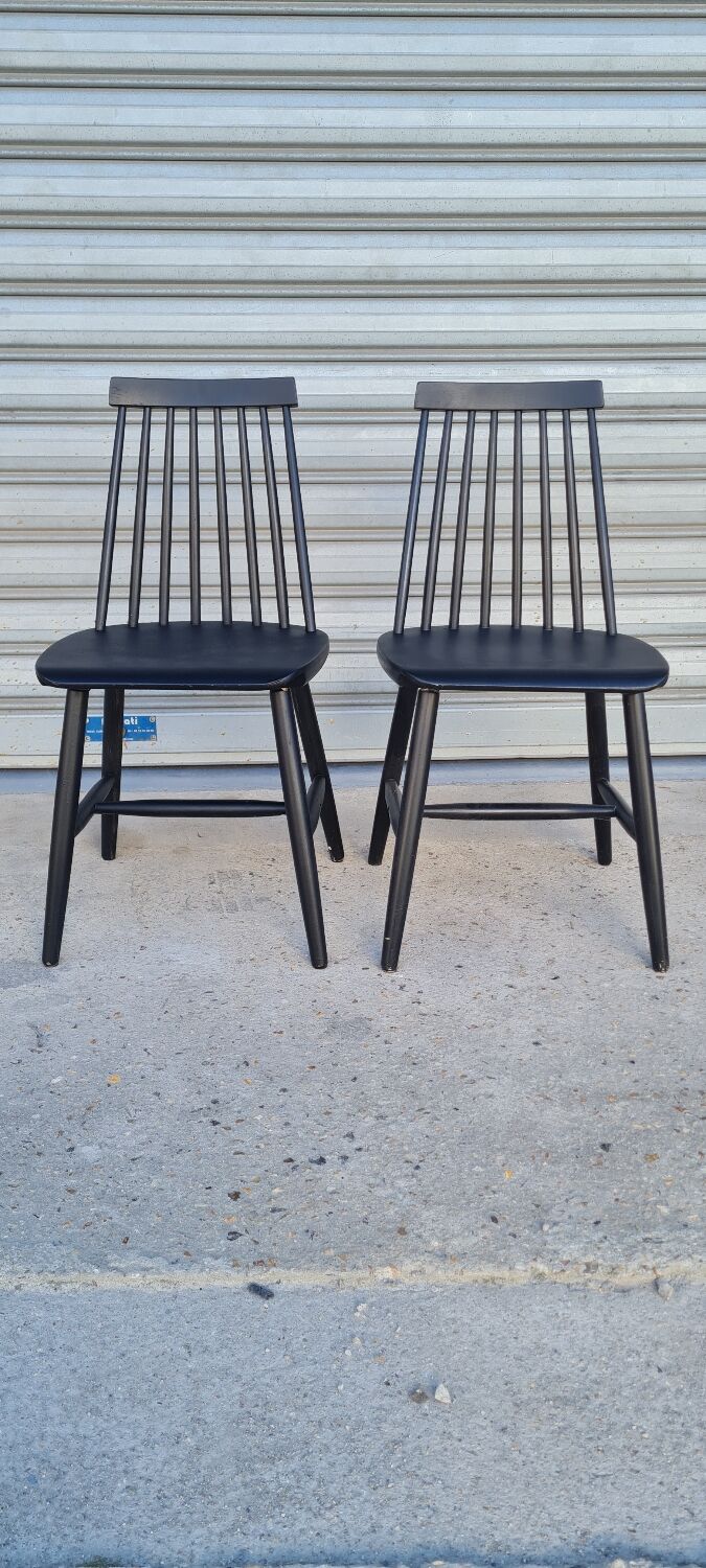 Pair of Scandinavian chairs