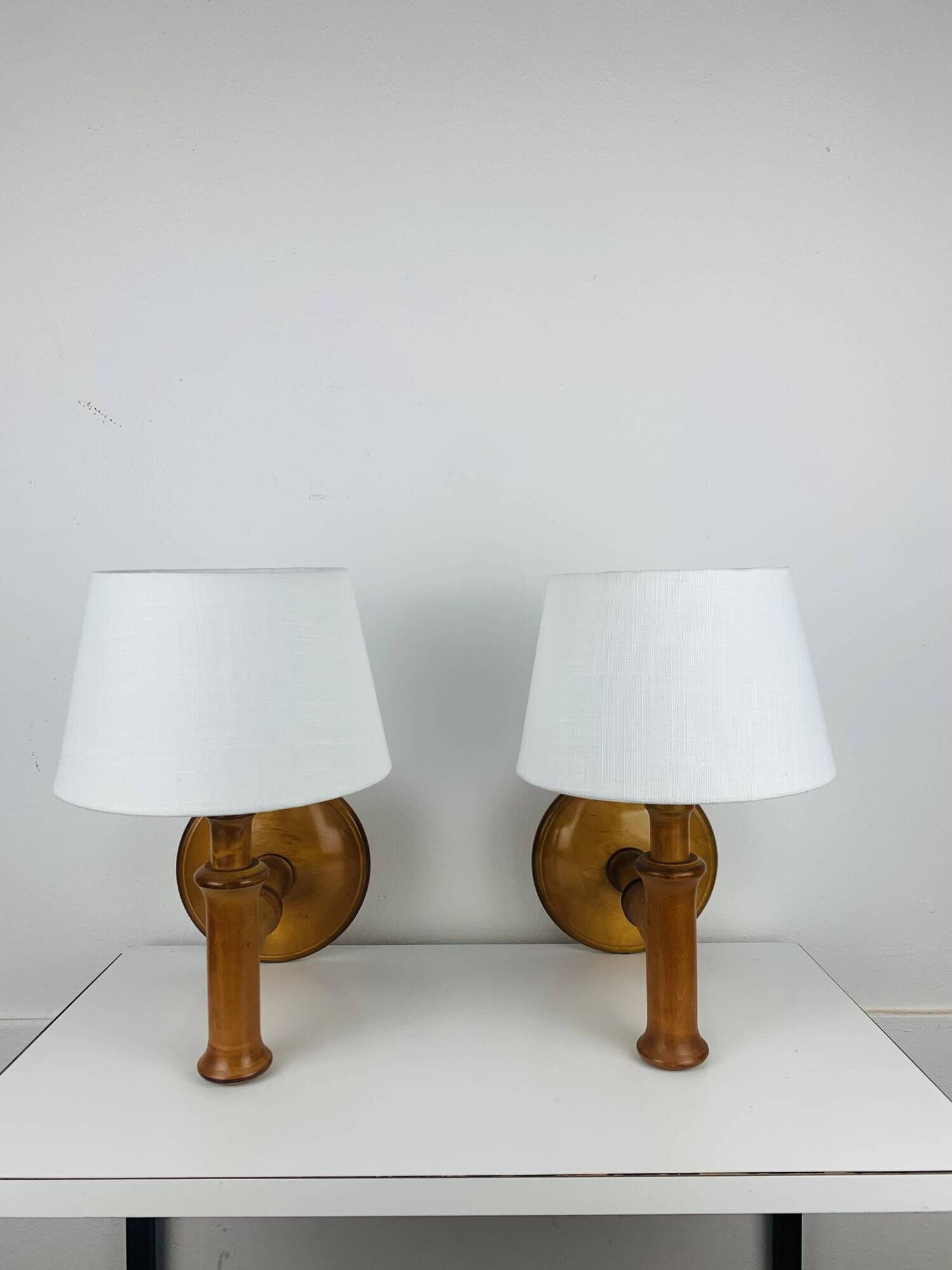 Pair of Aneta Scandinavian wooden wall lights, 1960s