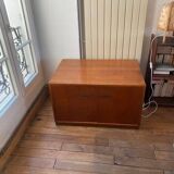 Meuble en bois bas