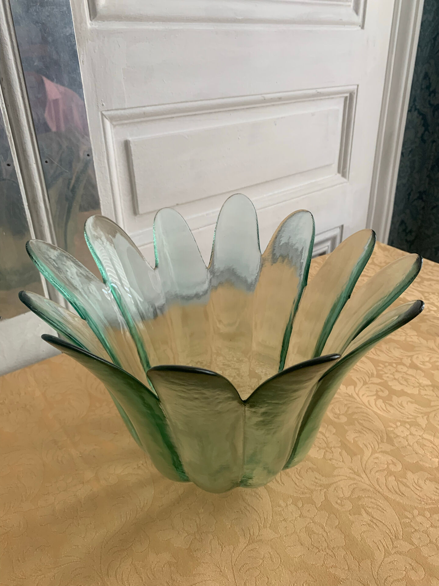 Large fruit bowl