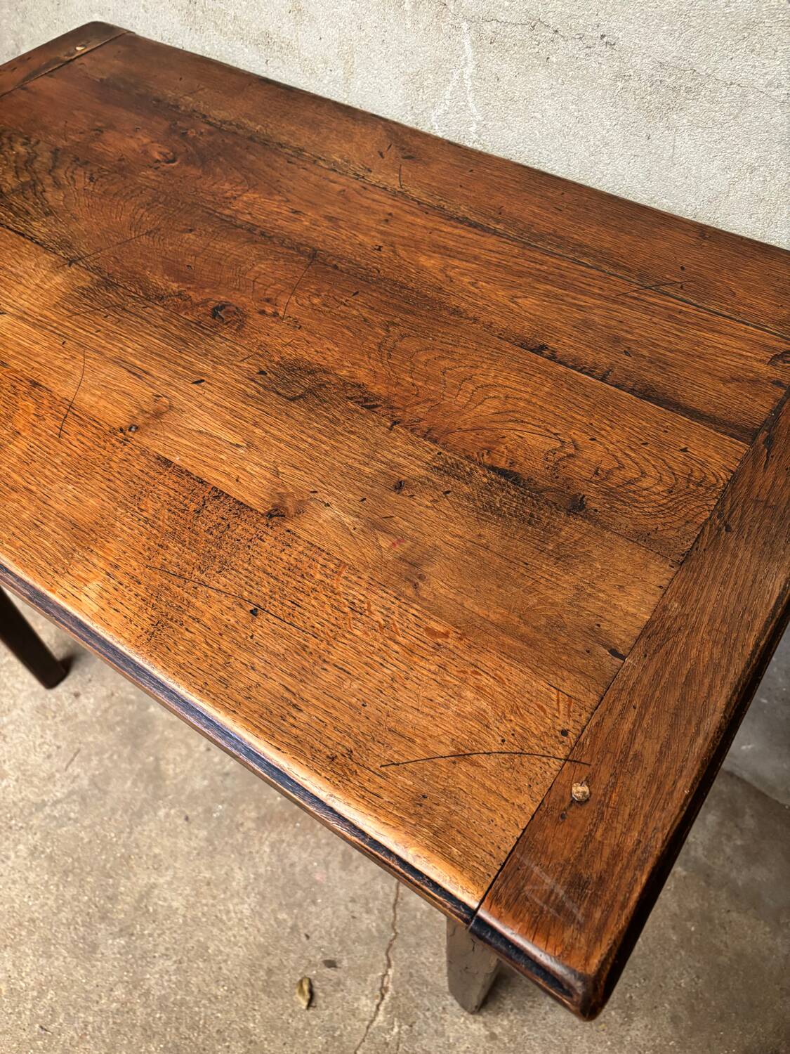 Solid oak dining room, kitchen or desk table