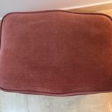 Pink velvet pouf with fringes