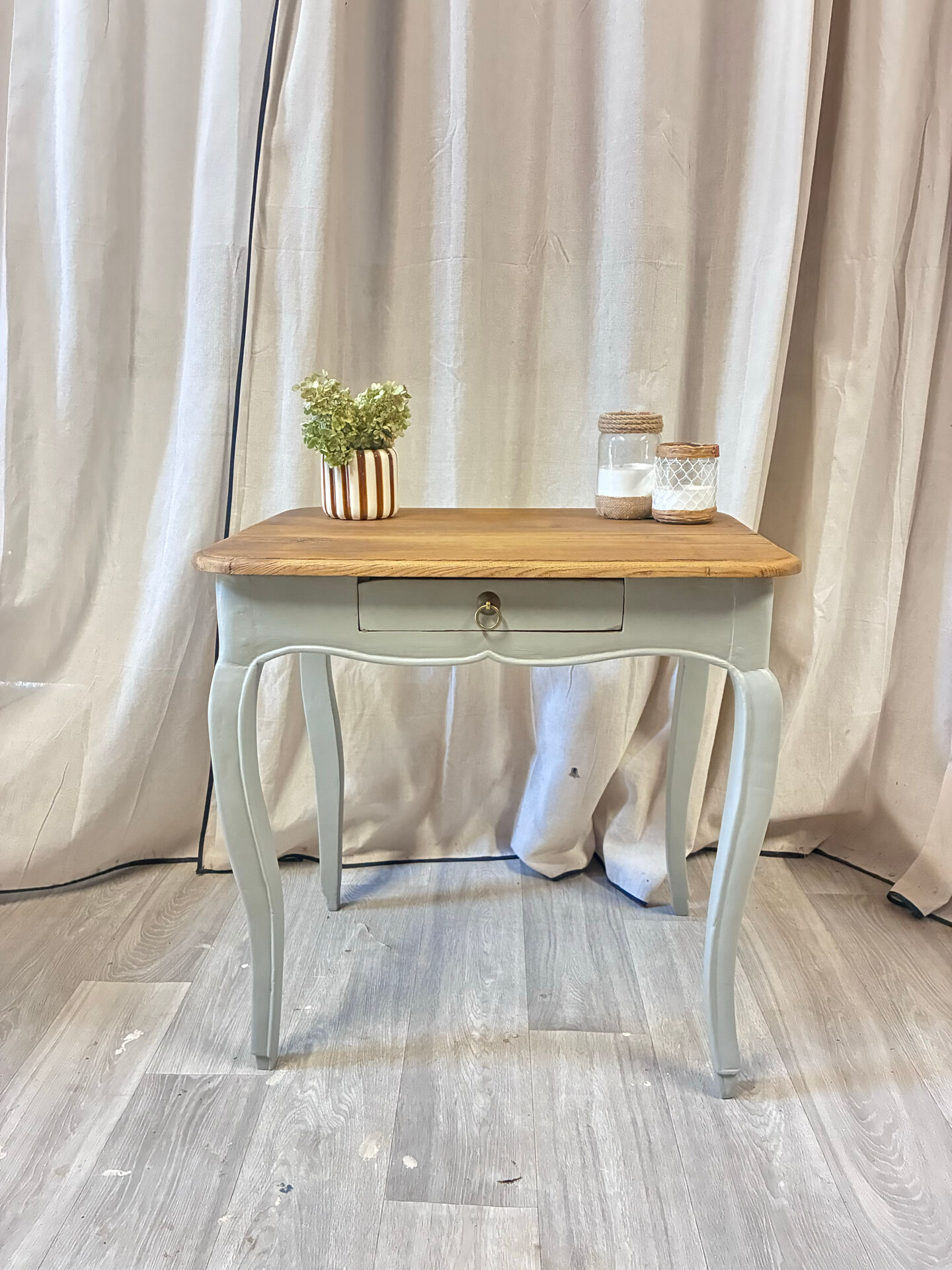 Table d'appoint