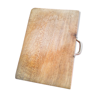 Wooden cutting board