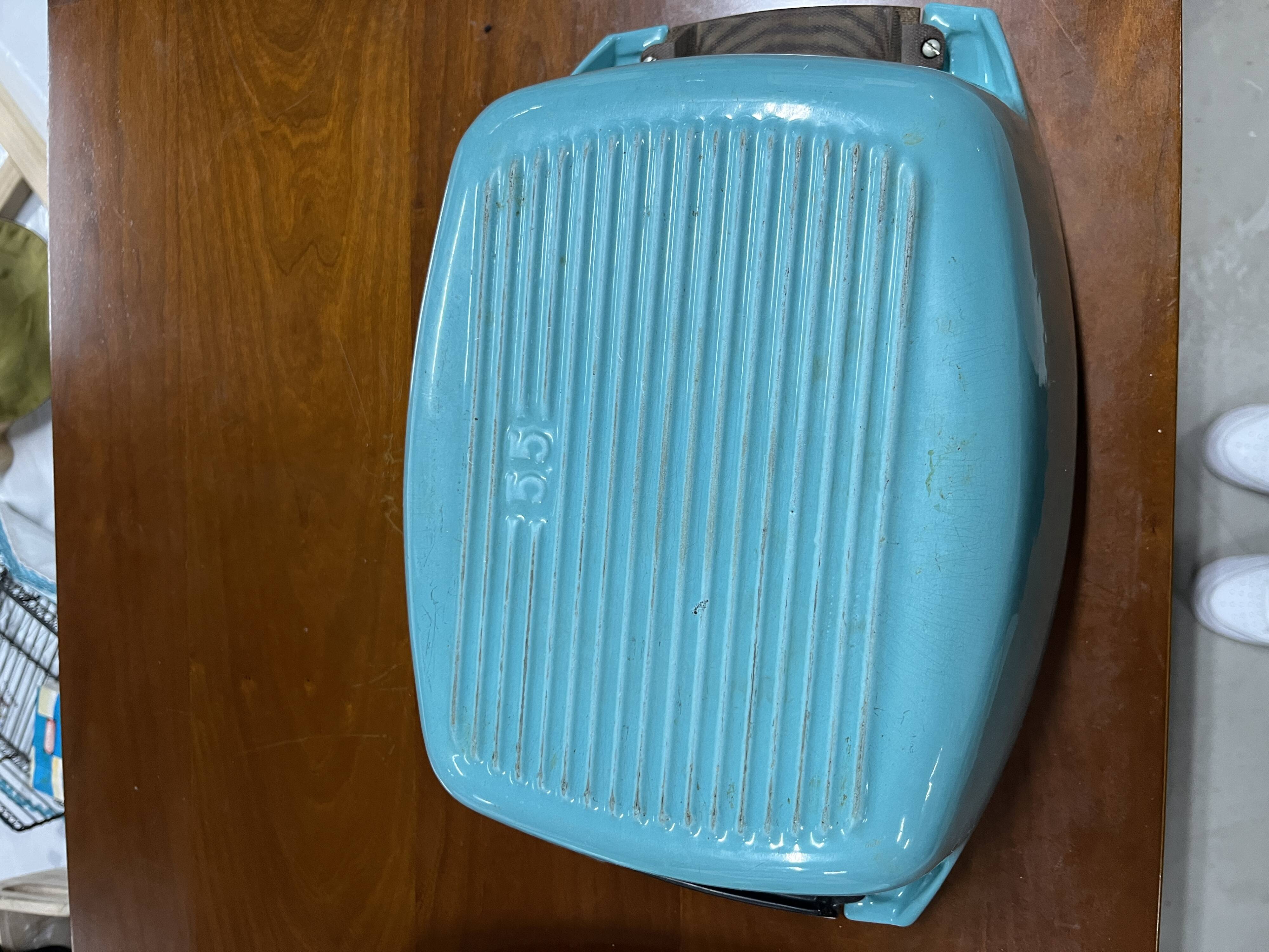 Le Creuset vintage blue casserole dish 5.5L