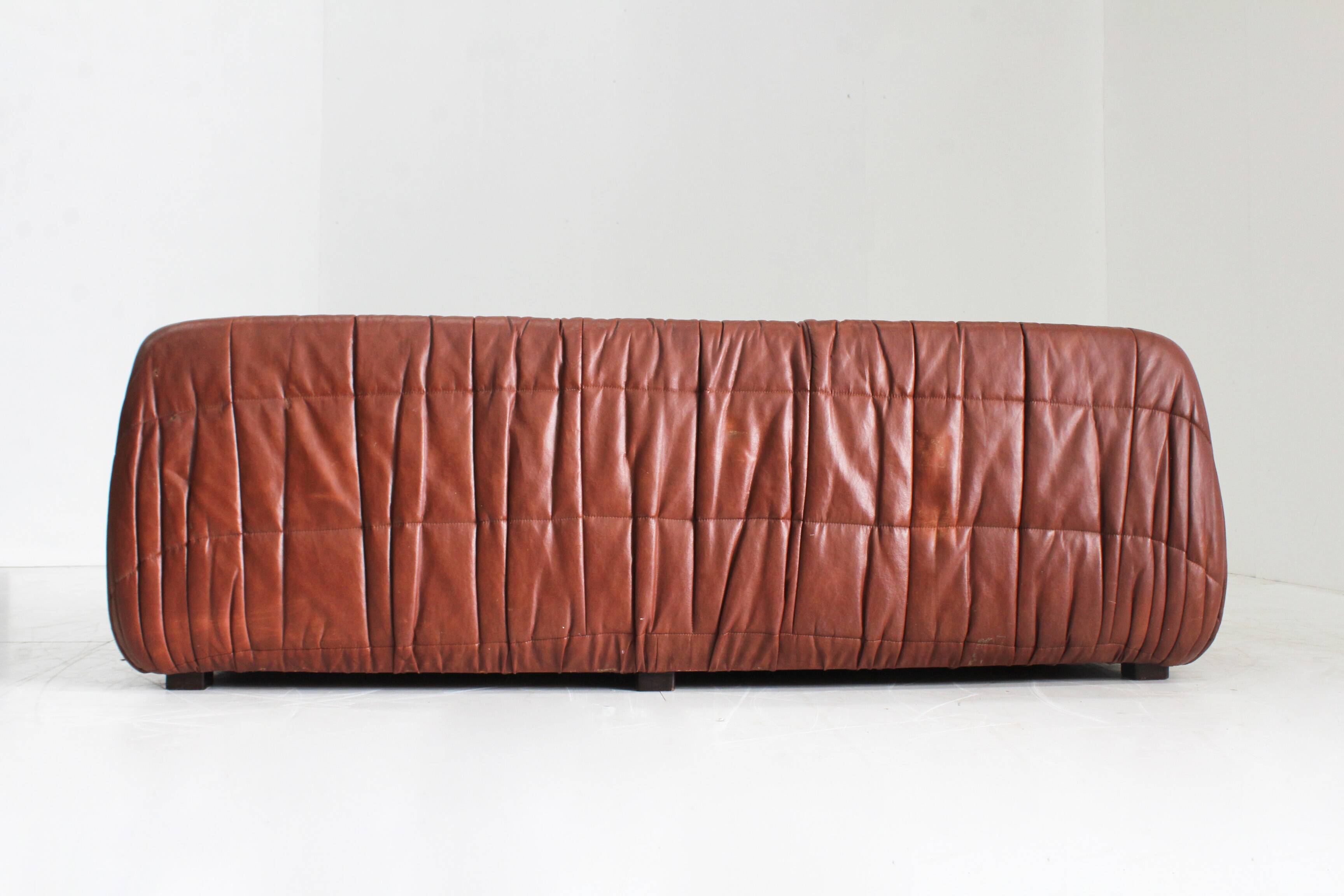 Piumino sofa by Jonathan De Pas for Dell’Oca 1970s Italy