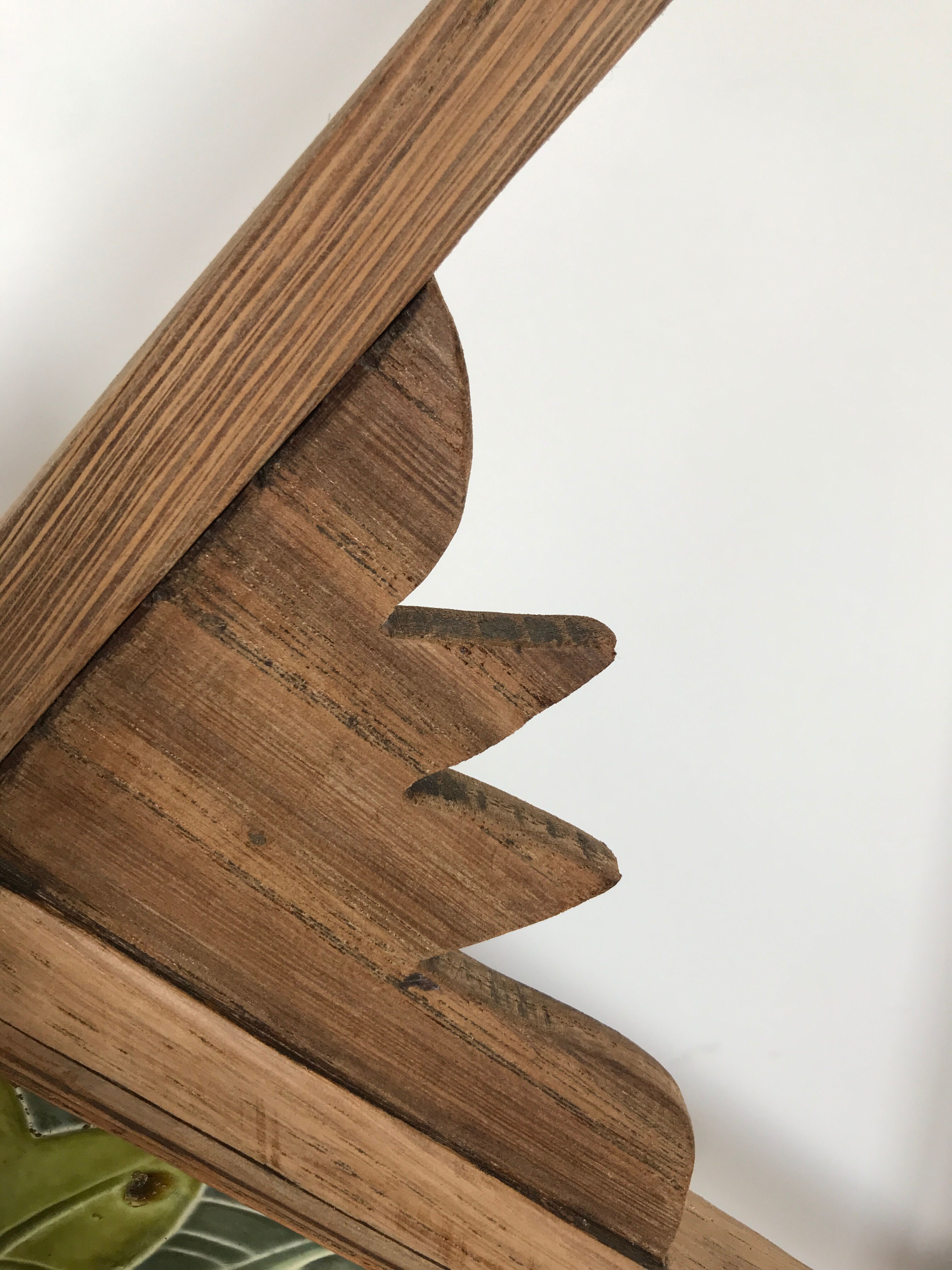 Coat-of-the-table wardrobe