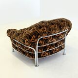 Vintage Italian lounge chairs with tubular frame