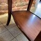 Jolie petite table d’appoint guéridon vintage