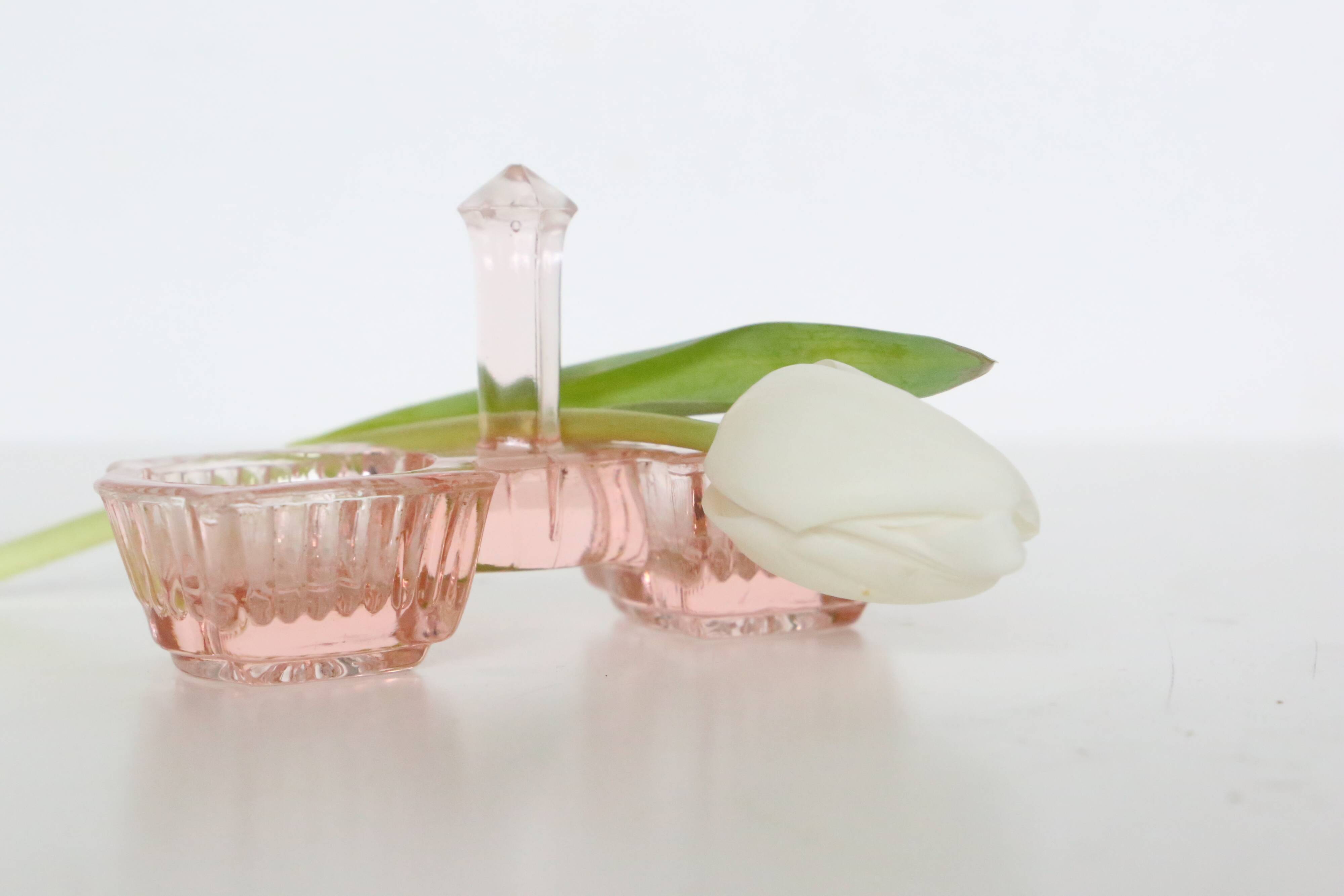 Servant salt pepper in pink glass, molded glass, vintage french, authentic