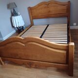 Oak bed