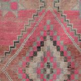 Moroccan pink carpet 146 x 322 cm