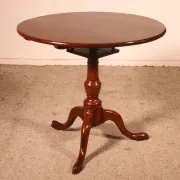 mahogany guéridon with mechanism - 18th century