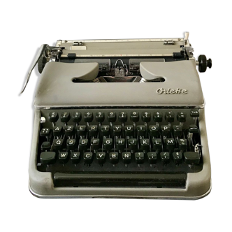 large typewriter Olympia model Oriette years 60-70