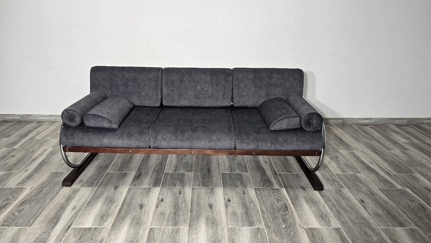 Bauhaus Chrome Sofa by Robert Slezak for Slezak Factories, 1930s